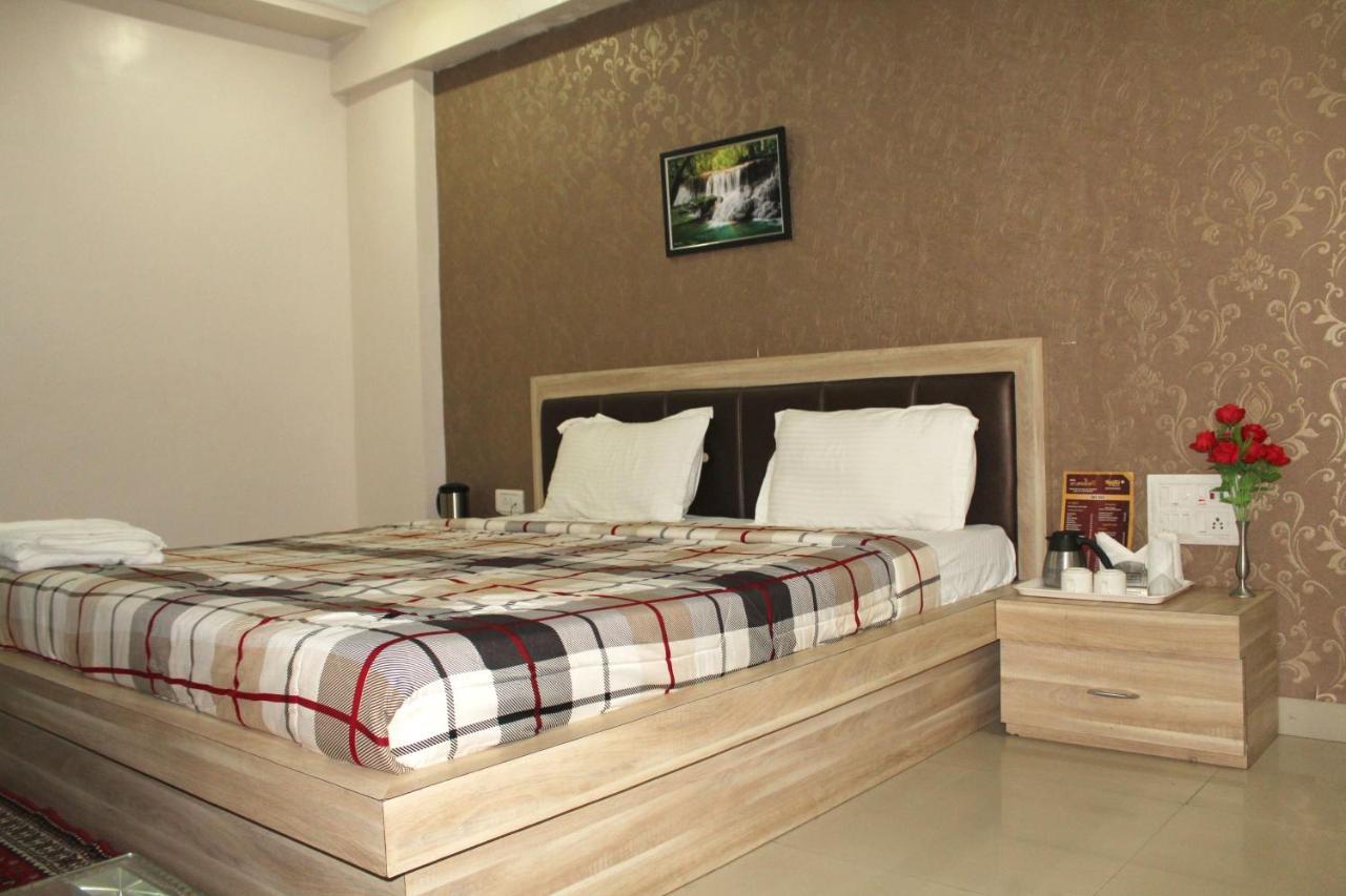 Hotel Anandam Kānker Exterior photo