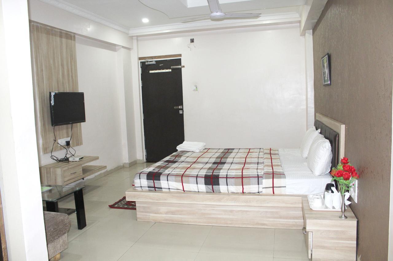 Hotel Anandam Kānker Exterior photo